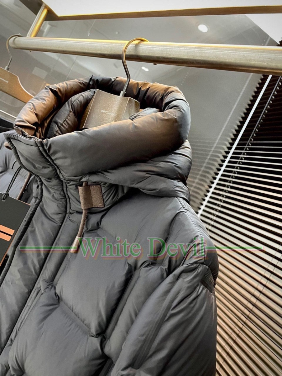 하얀악마 이미테이션 제냐 패딩 (4).jpg