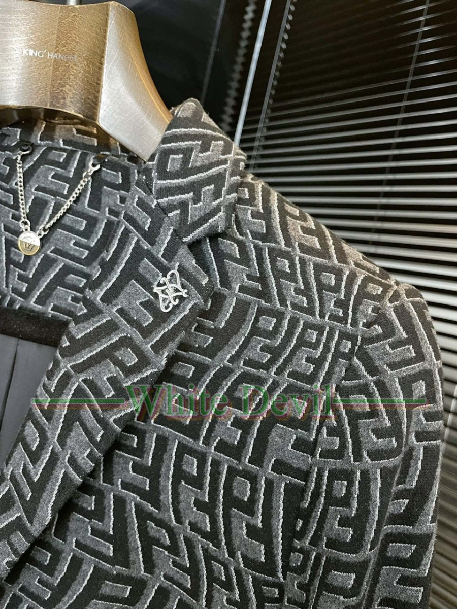 하얀악마 이미테이션 펜디 자켓 (4).jpg