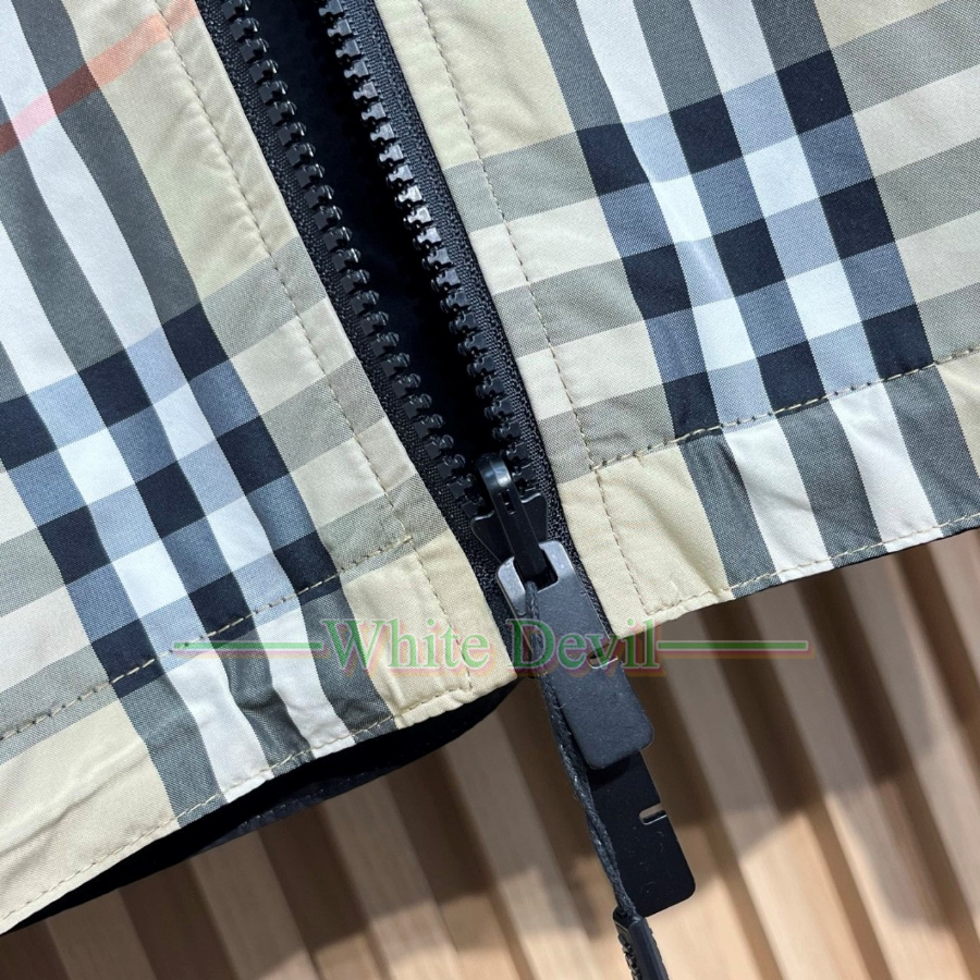 하얀악마 이미테이션 버버리 점퍼 (9).jpg