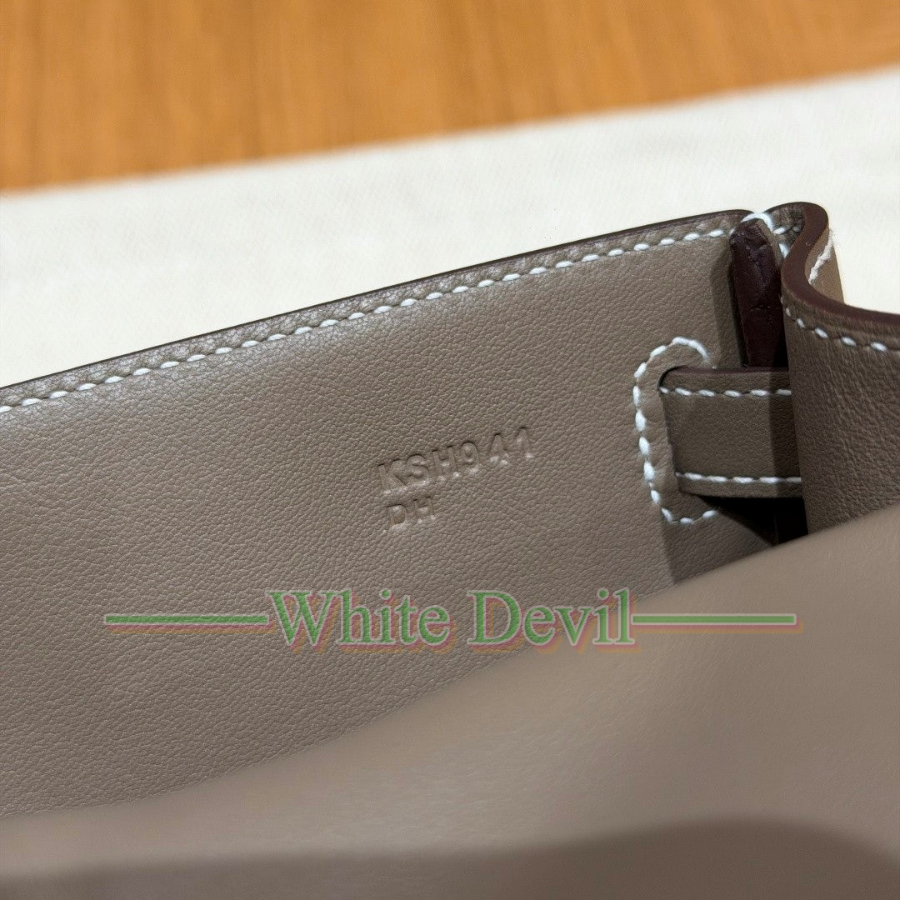 하얀악마 이미테이션 에르 켈리 점퍼 (10).jpg