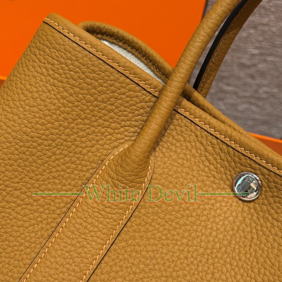 하얀악마 이미테이션 에르 가든파티 (15).jpg