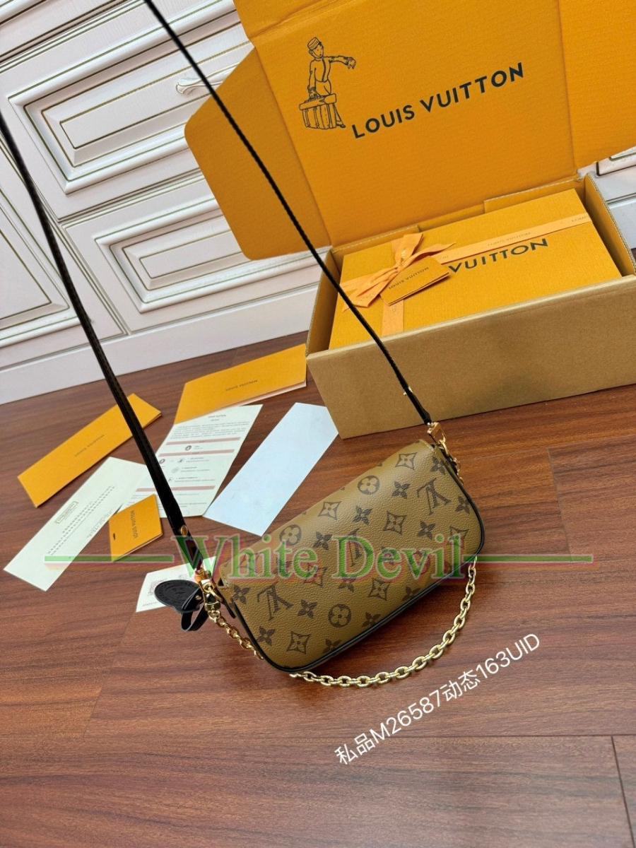 하얀악마 이미테이션 루이 아이비 (3).jpg