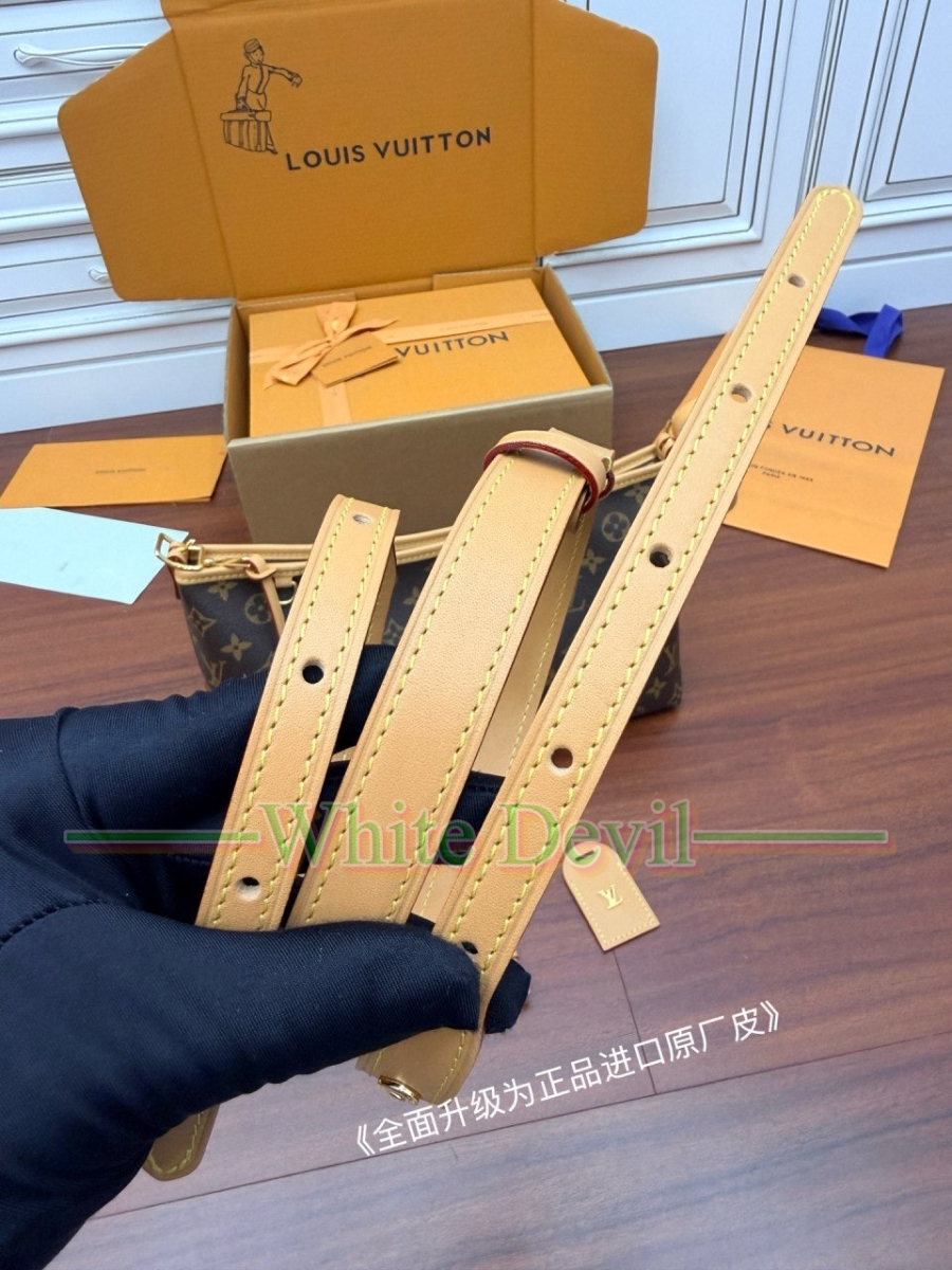 하얀악마 이미테이션 루이 캐리올 (18).jpg