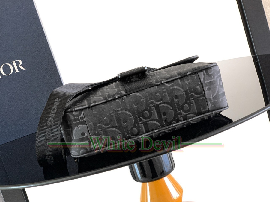 하얀악마 이미테이션 디올 메신저백 (5).jpg