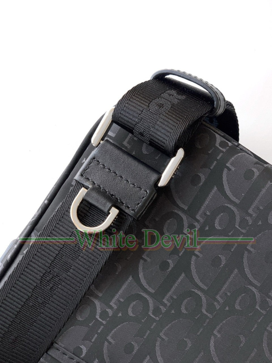 하얀악마 이미테이션 디올 메신저백 (7).jpg