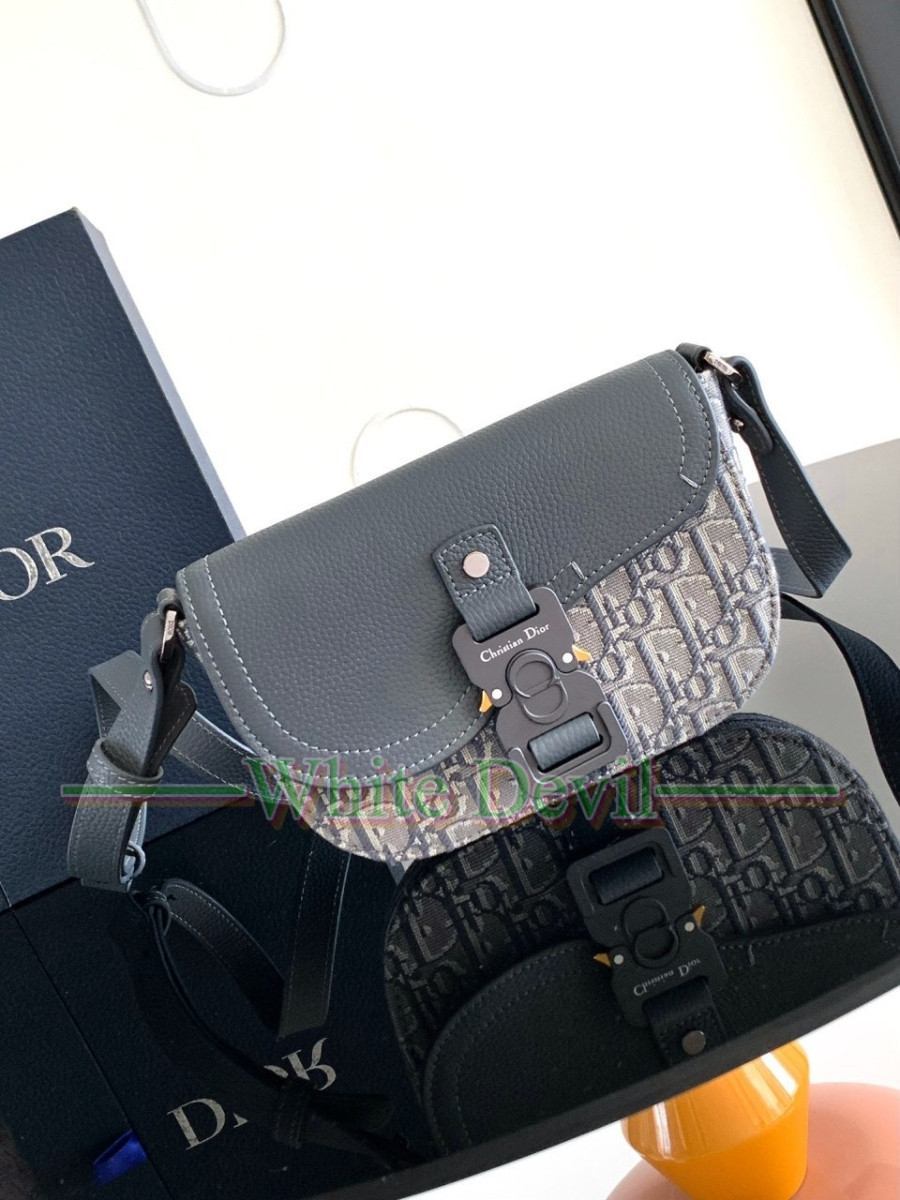 하얀악마 이미테이션 디올 새들 메신저백 (1).jpg