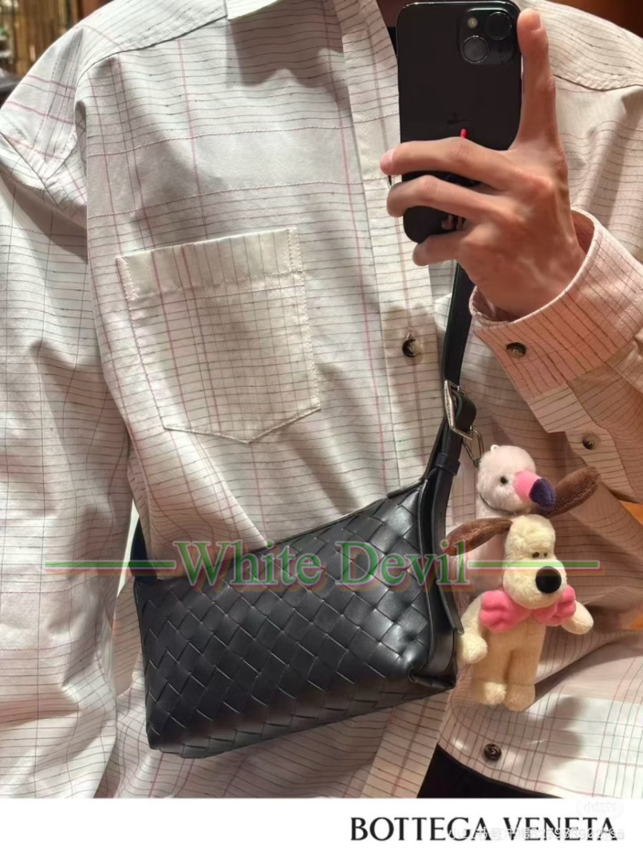 하얀악마 레플리카 보테가 크로스백 (2).jpg