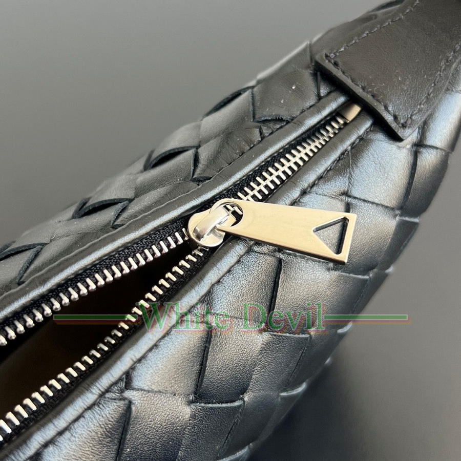 하얀악마 레플리카 보테가 크로스백 (8).jpg