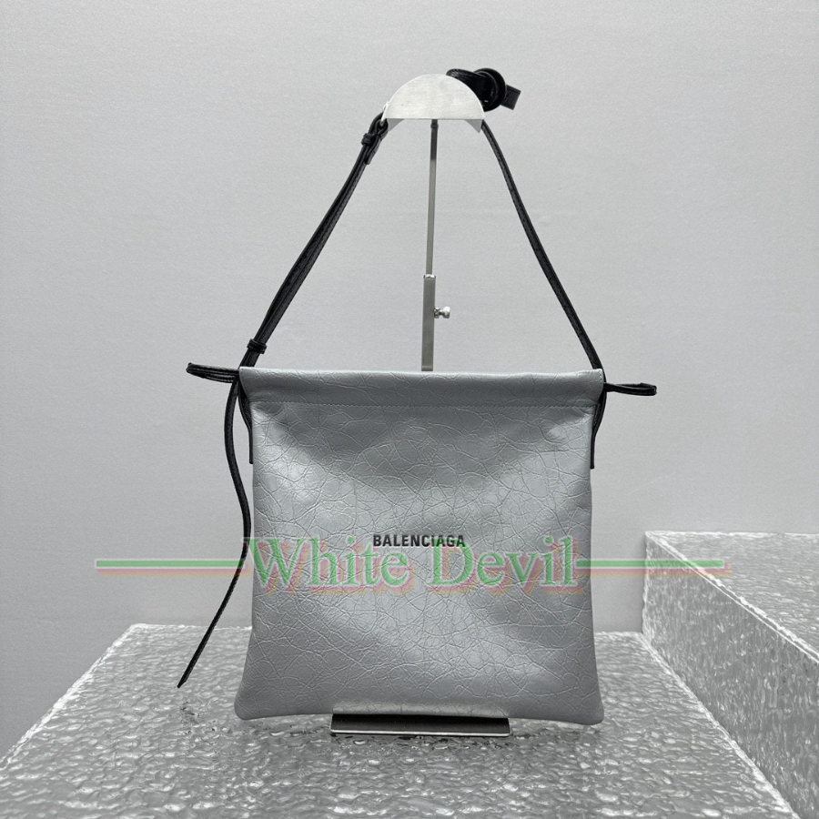 하얀악마 레플리카 발렌시아가 더스트백 (2).jpg