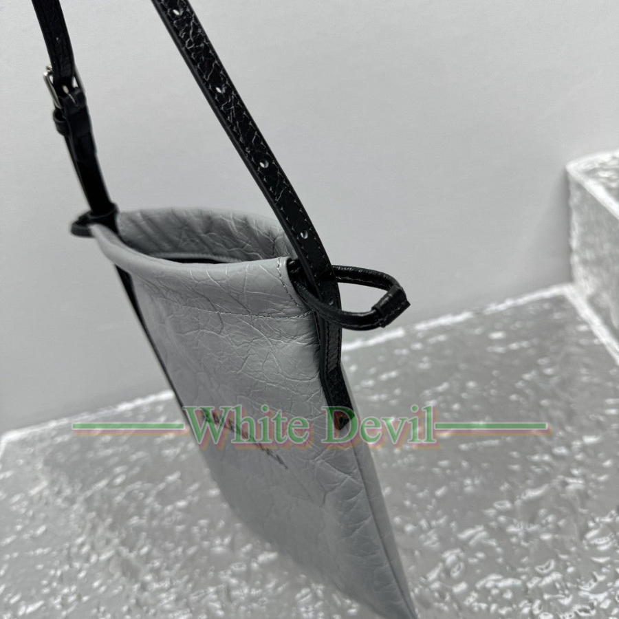 하얀악마 레플리카 발렌시아가 가방 (6).jpg