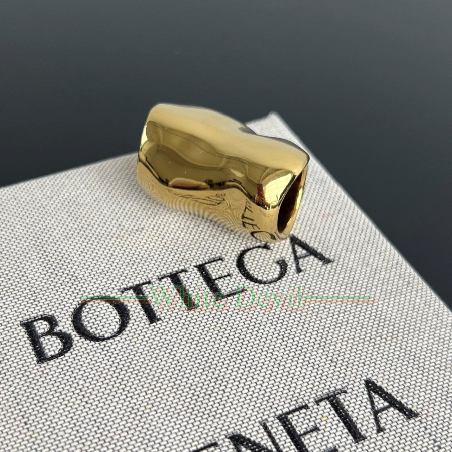 하얀악마 레플리카 보테가 악세사리 (8).jpg