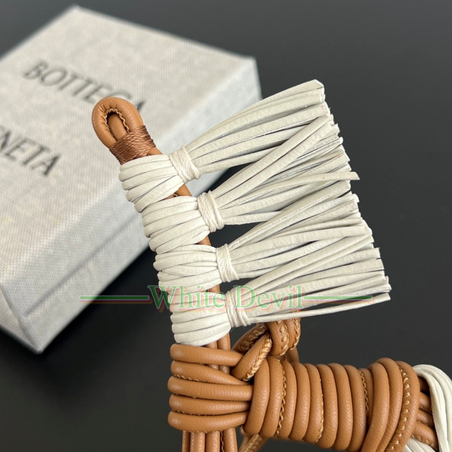 하얀악마 레플리카 보테가 백참 (5).jpg