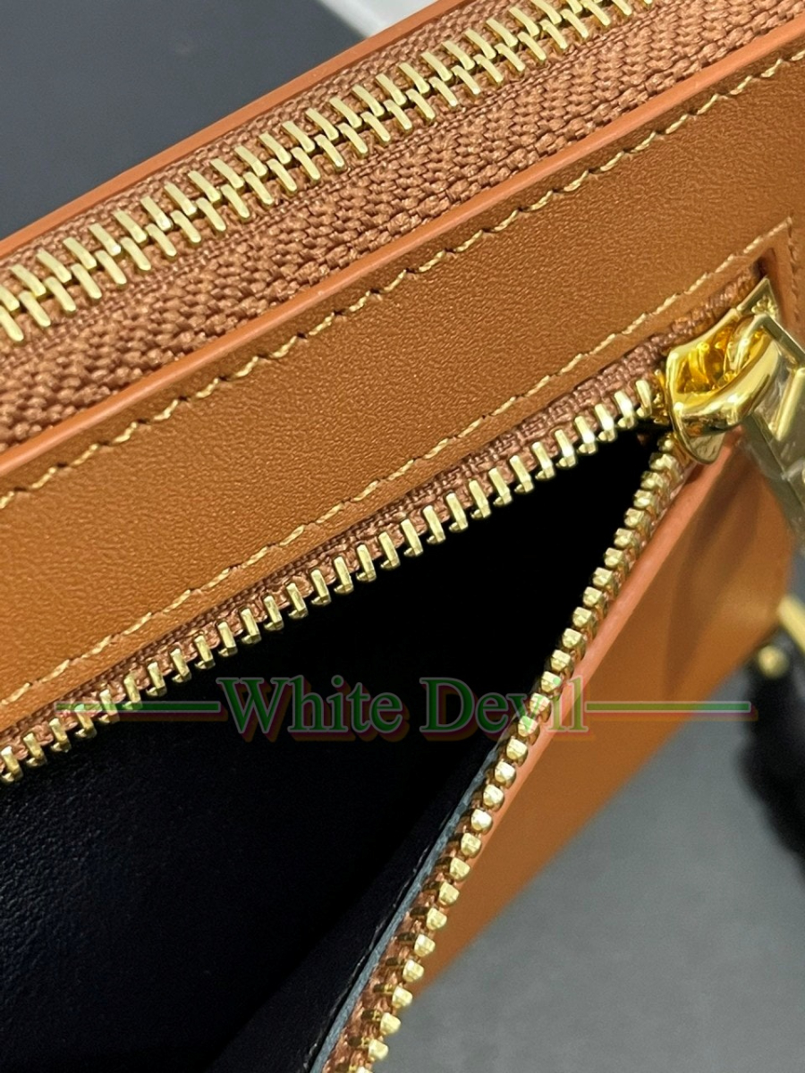 하얀악마 레플리카 로에베 지갑 (8).jpg