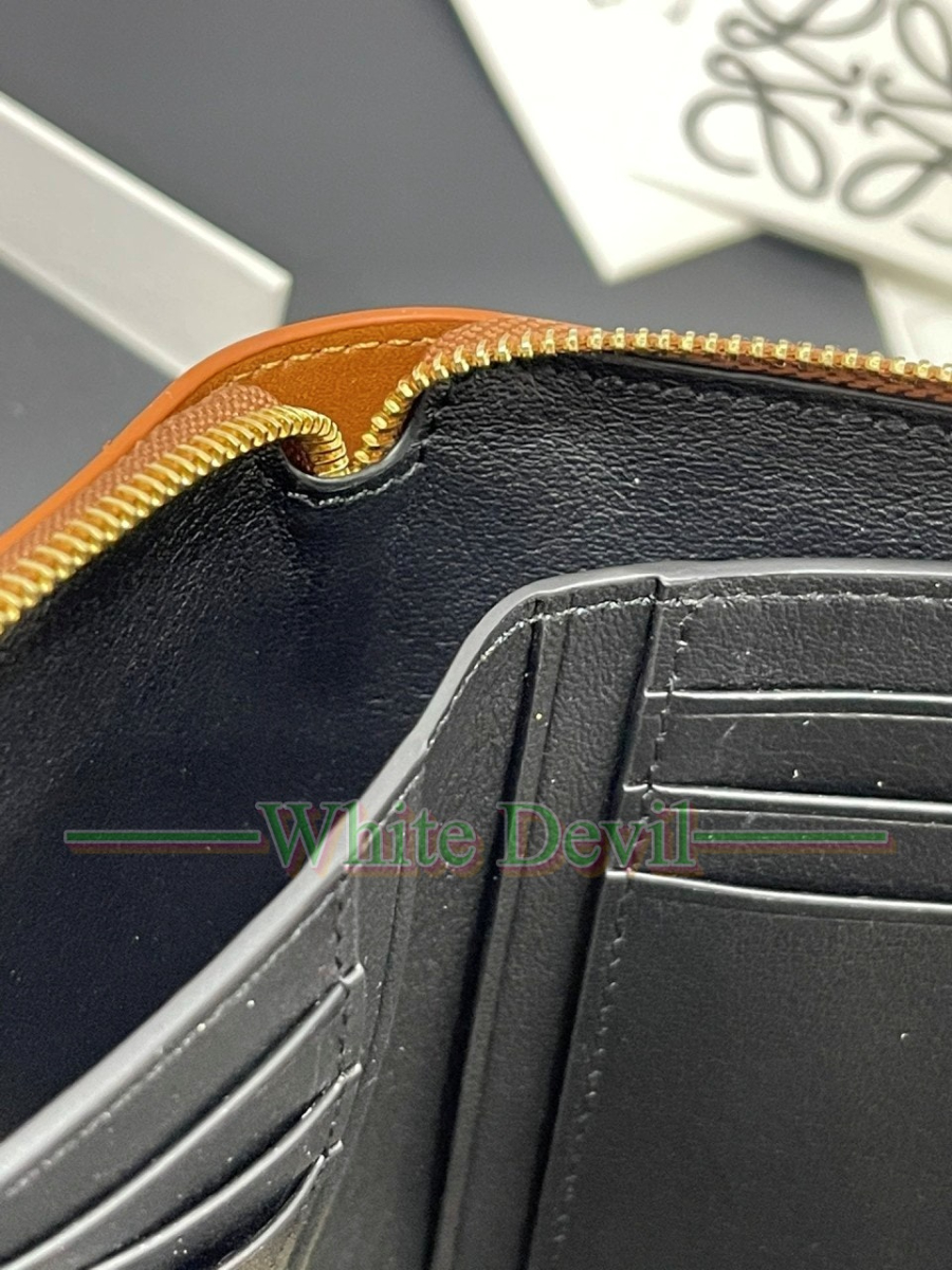 하얀악마 레플리카 로에베 지갑 (10).jpg