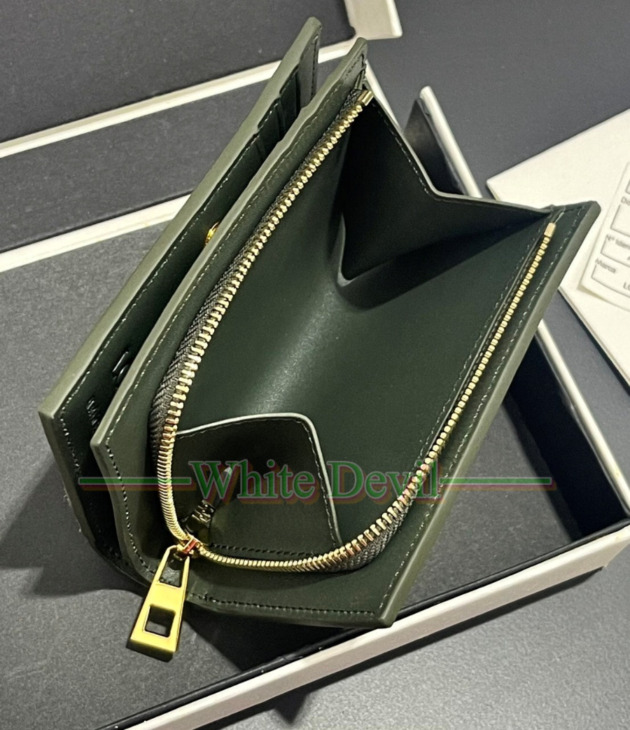 하얀악마 레플리카 로에베 지갑 (8).jpg