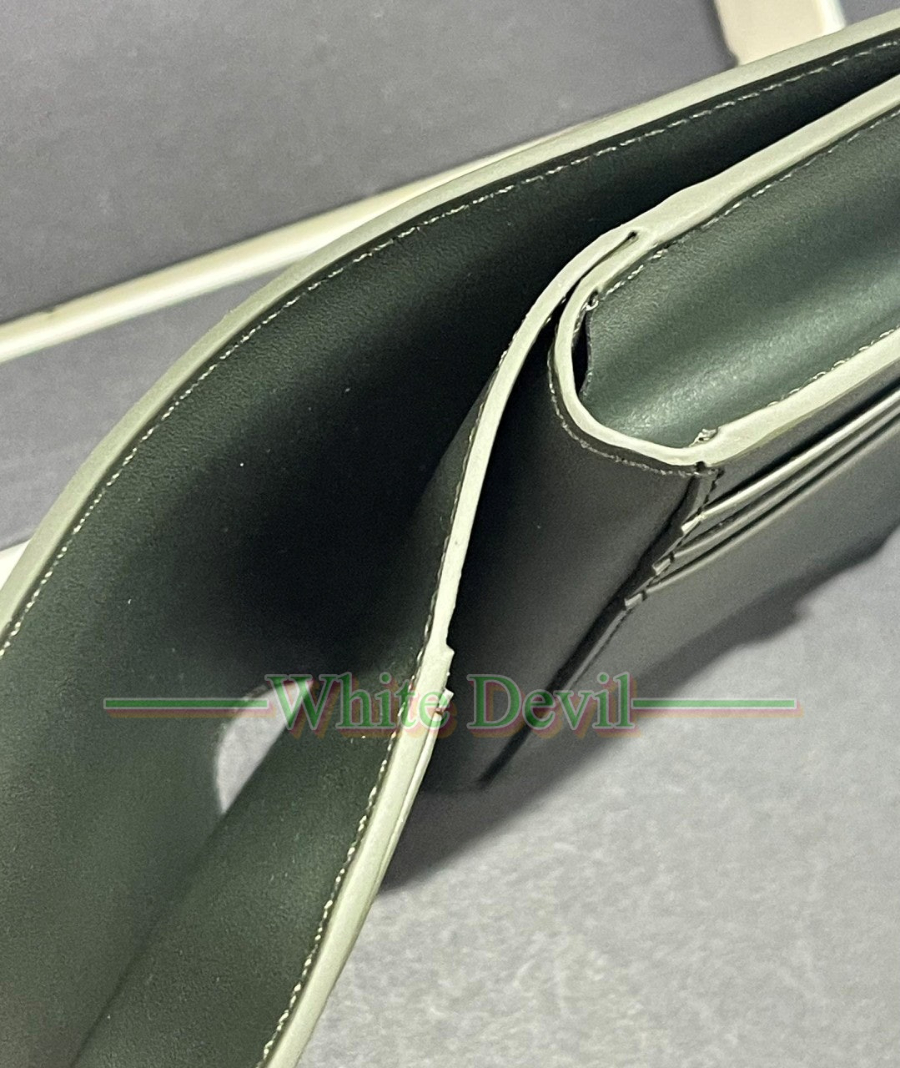 하얀악마 레플리카 로에베 지갑 (9).jpg