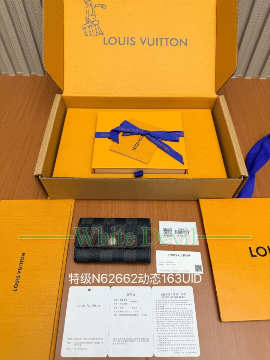 하얀악마 레플리카 루이 지갑 (2).jpg