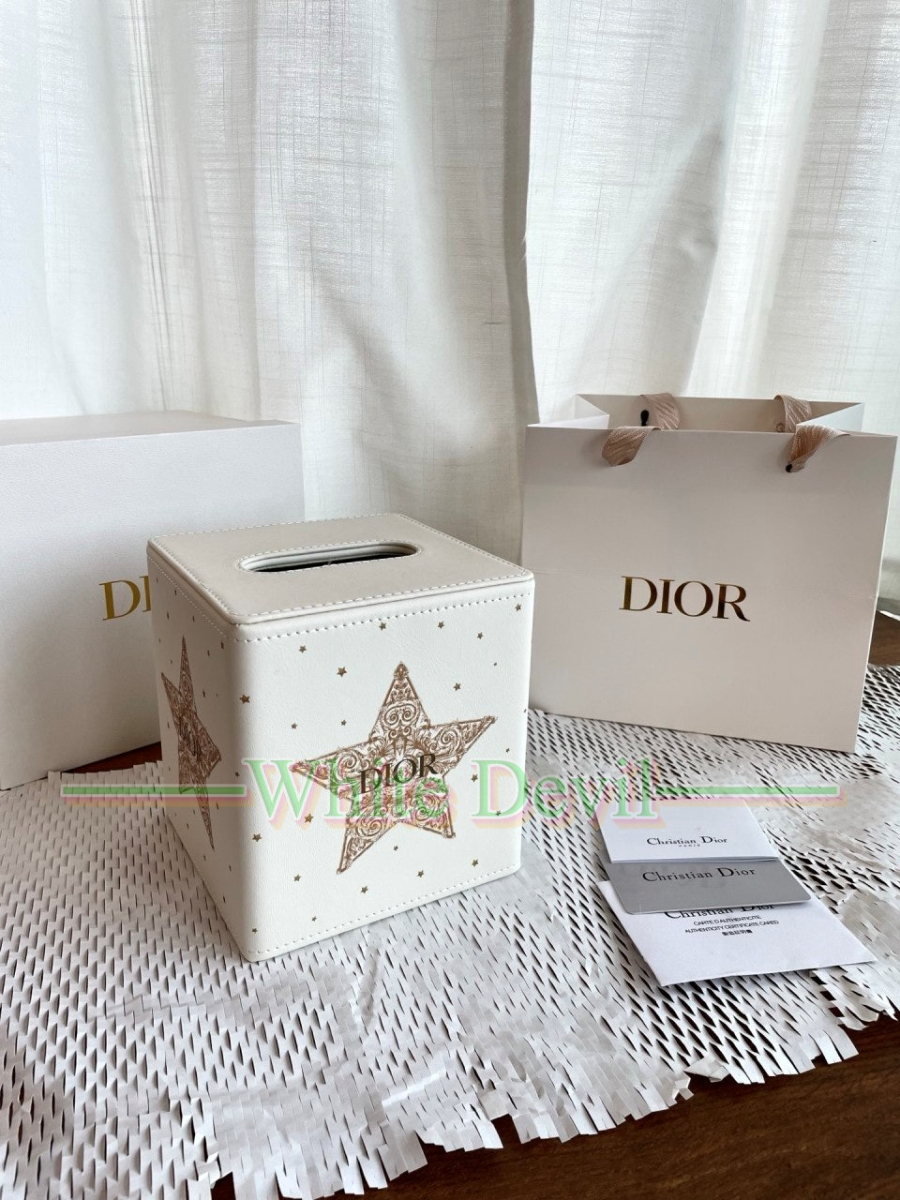 하얀악마 레플리카 디올 소품 (3).jpg