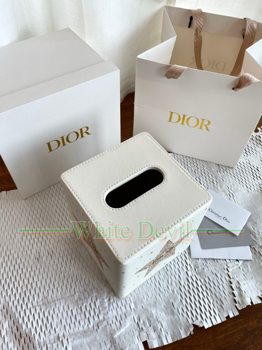하얀악마 레플리카 디올 소품 (5).jpg