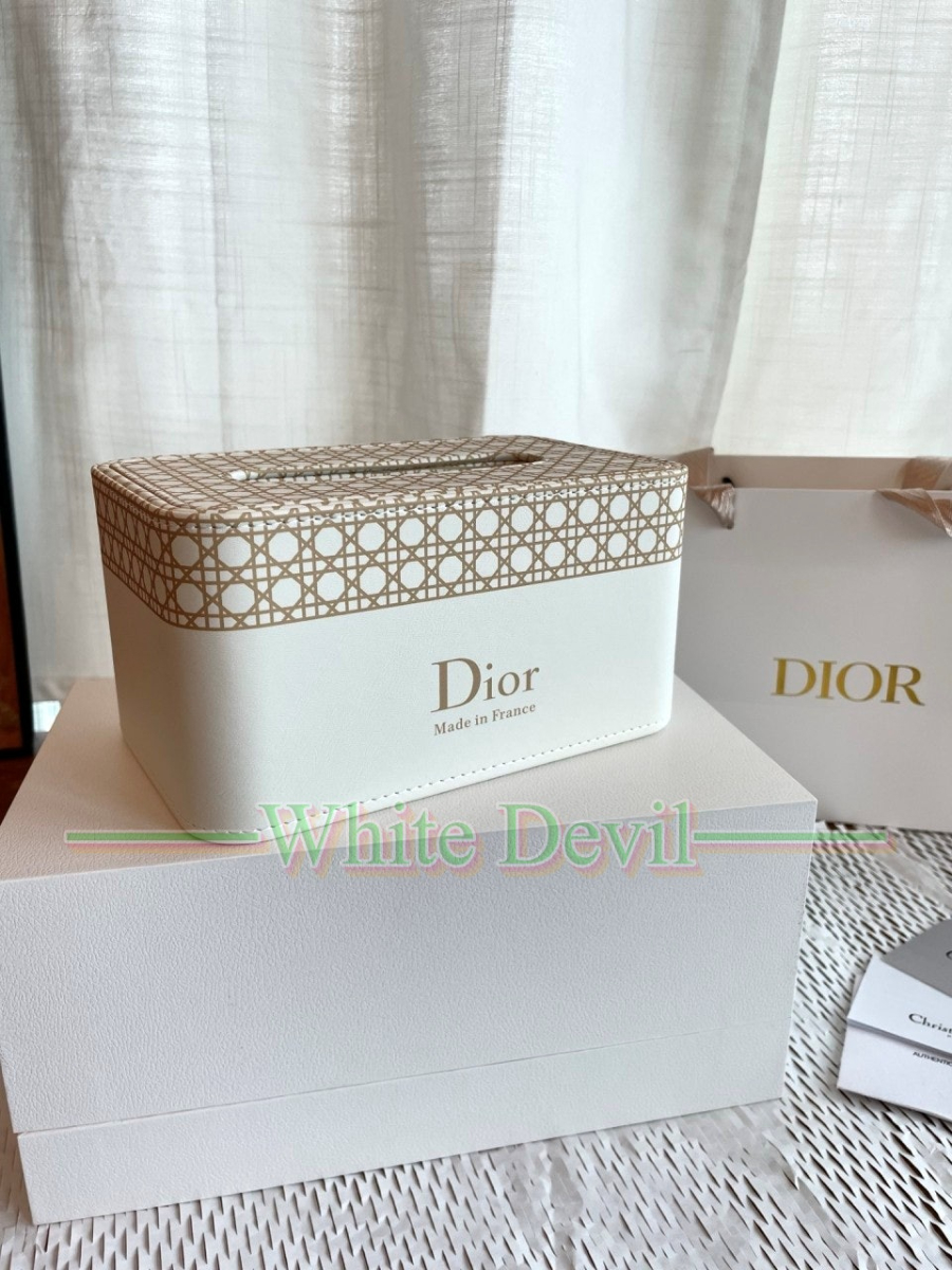 하얀악마 레플리카 디올 소품 (2).jpg