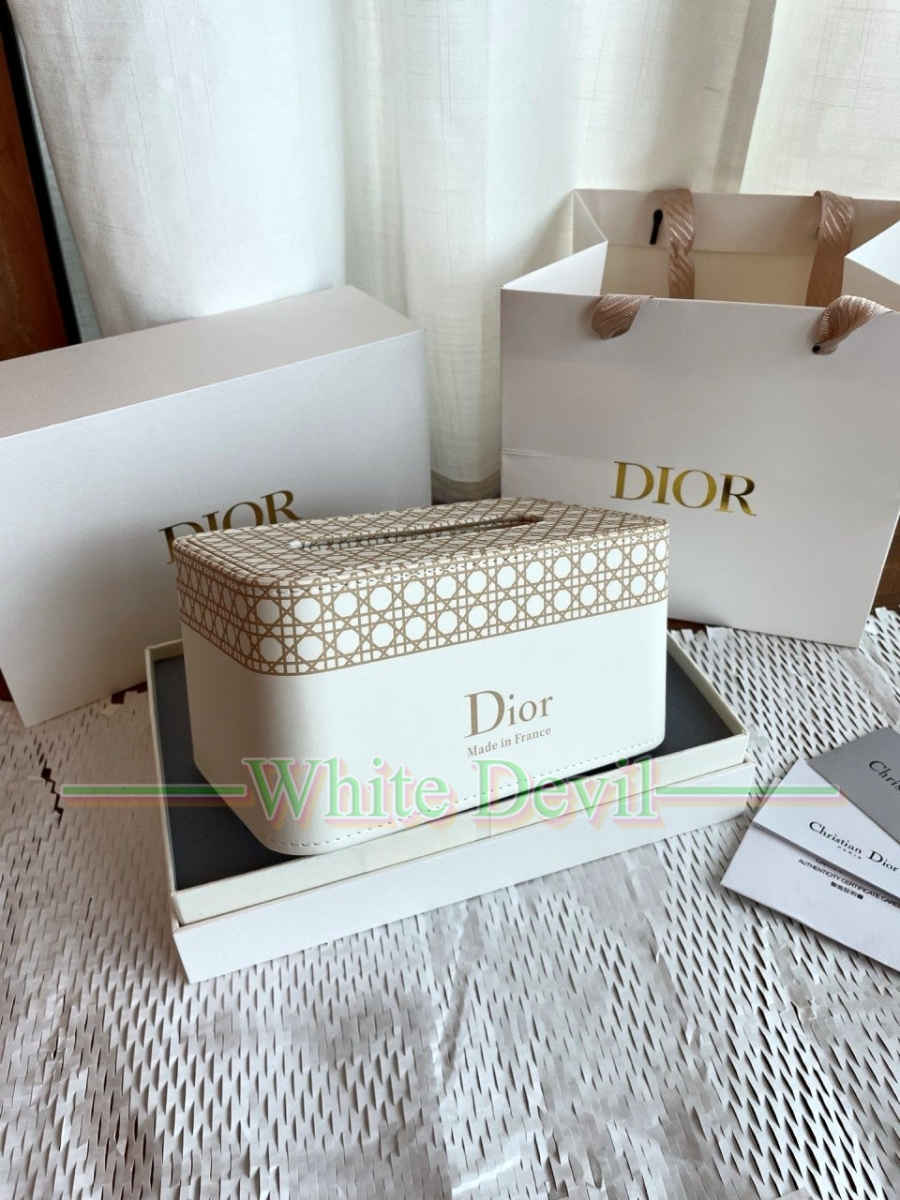 하얀악마 레플리카 디올 소품 (1).jpg