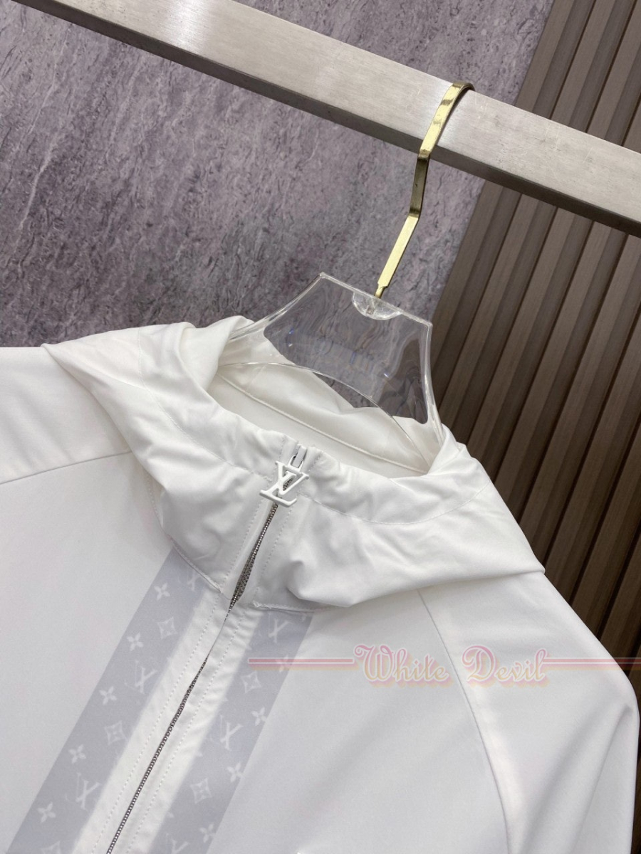 하얀악마 레플리카 루이비통 점퍼 (7).jpg