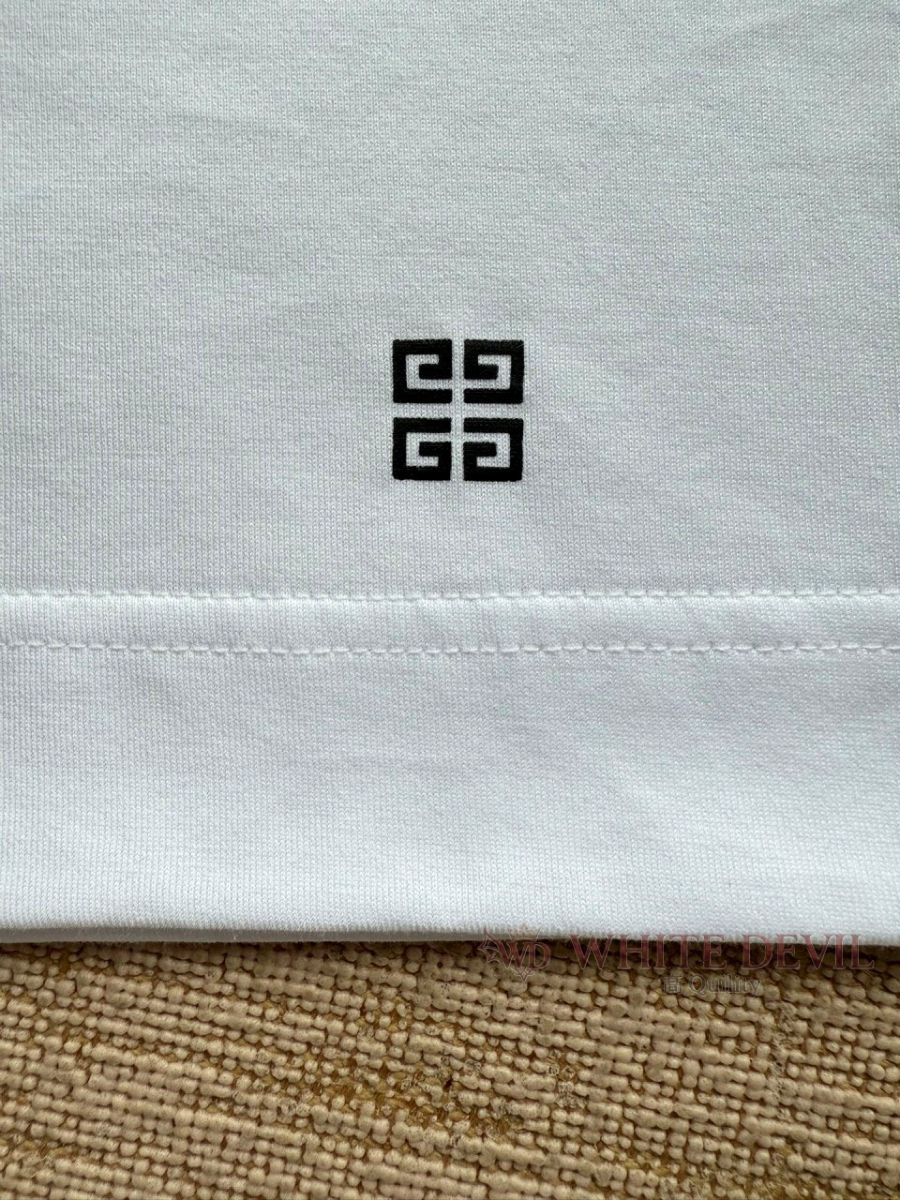 하얀악마 레플리카 지방시 반팔 (19).jpg