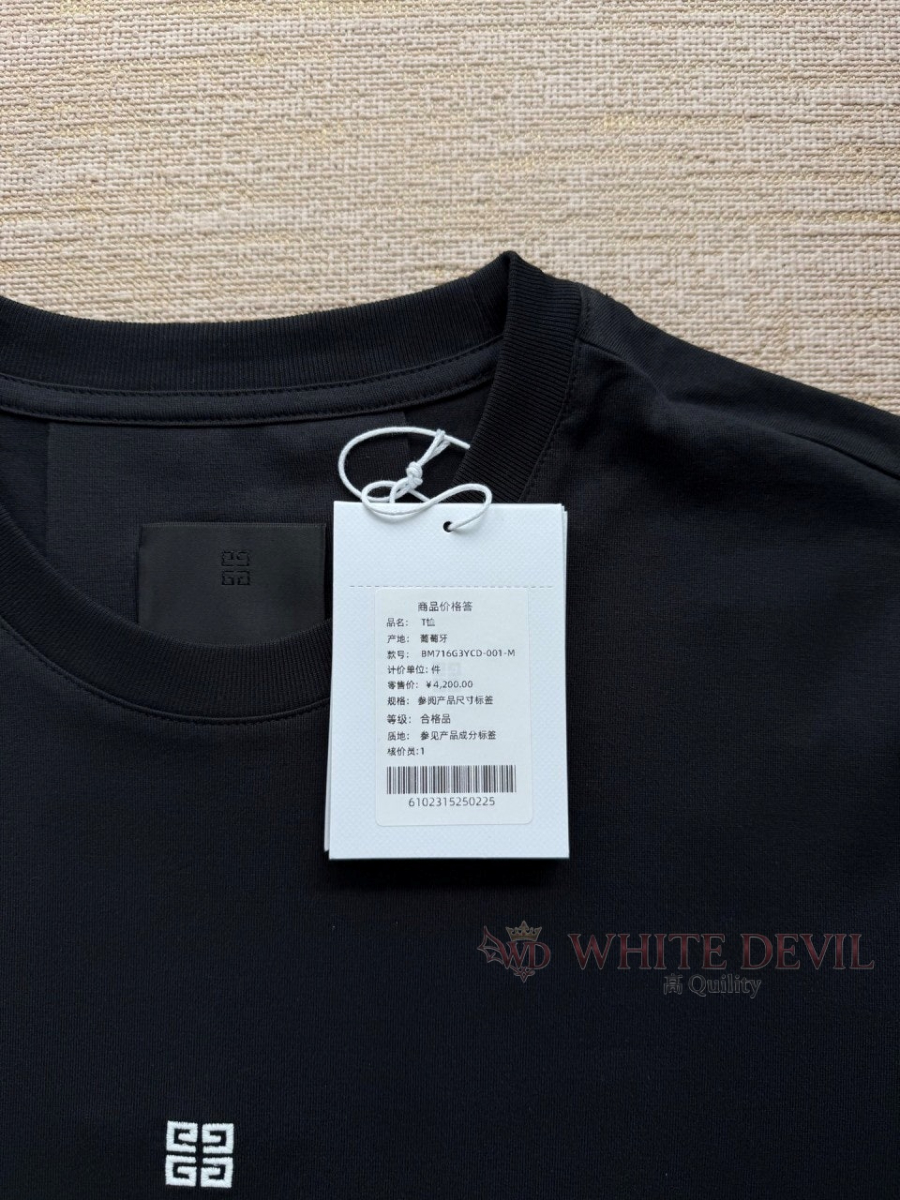 하얀악마 레플리카 지방시 반팔 (15).jpg