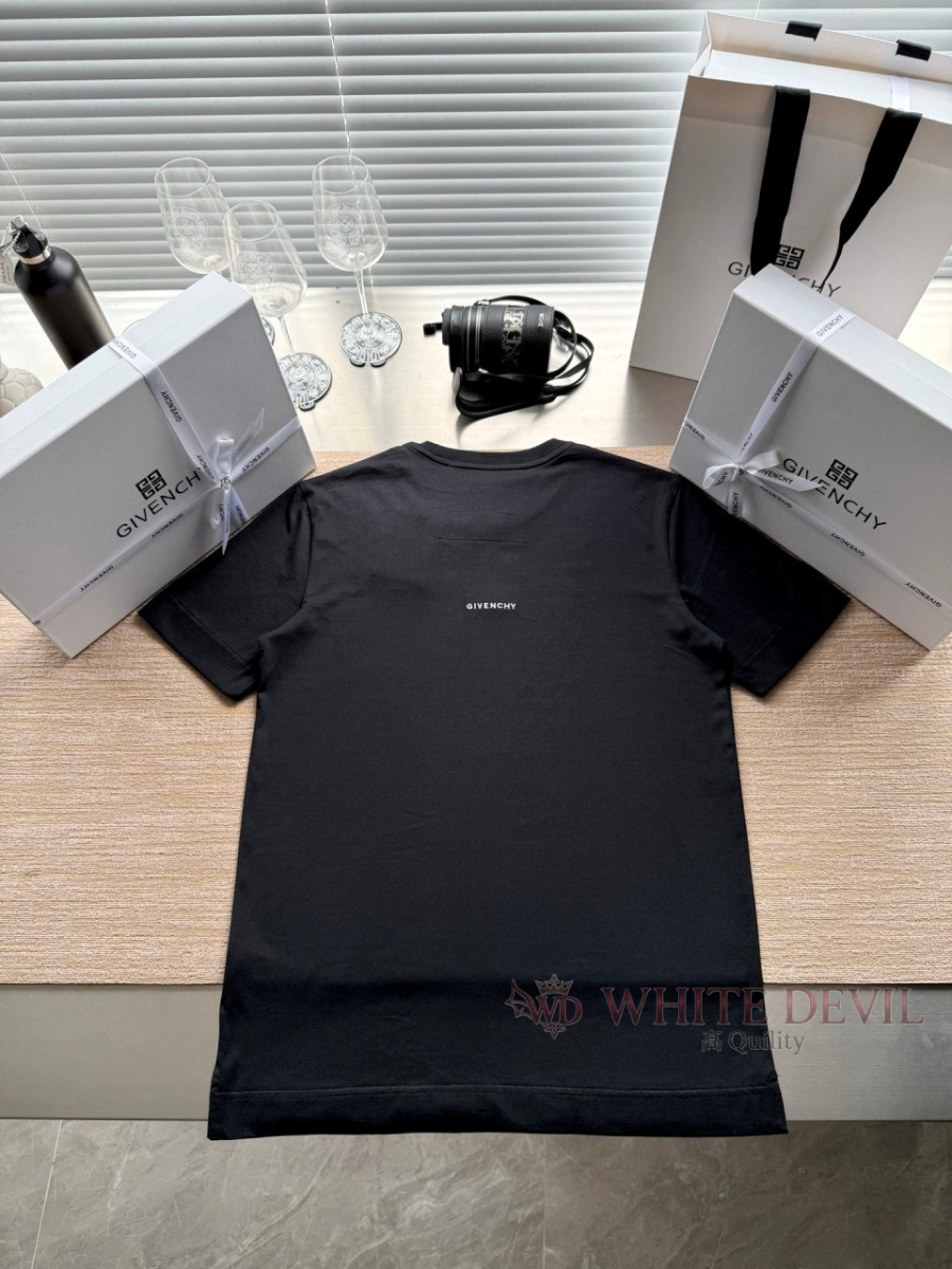 하얀악마 레플리카 지방시 반팔 (14).jpg