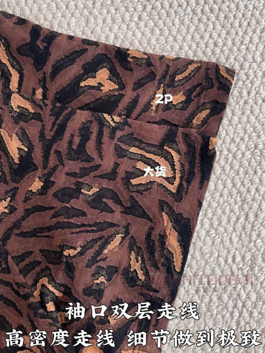 하얀악마 레플리카 루이 반팔 (9).jpg