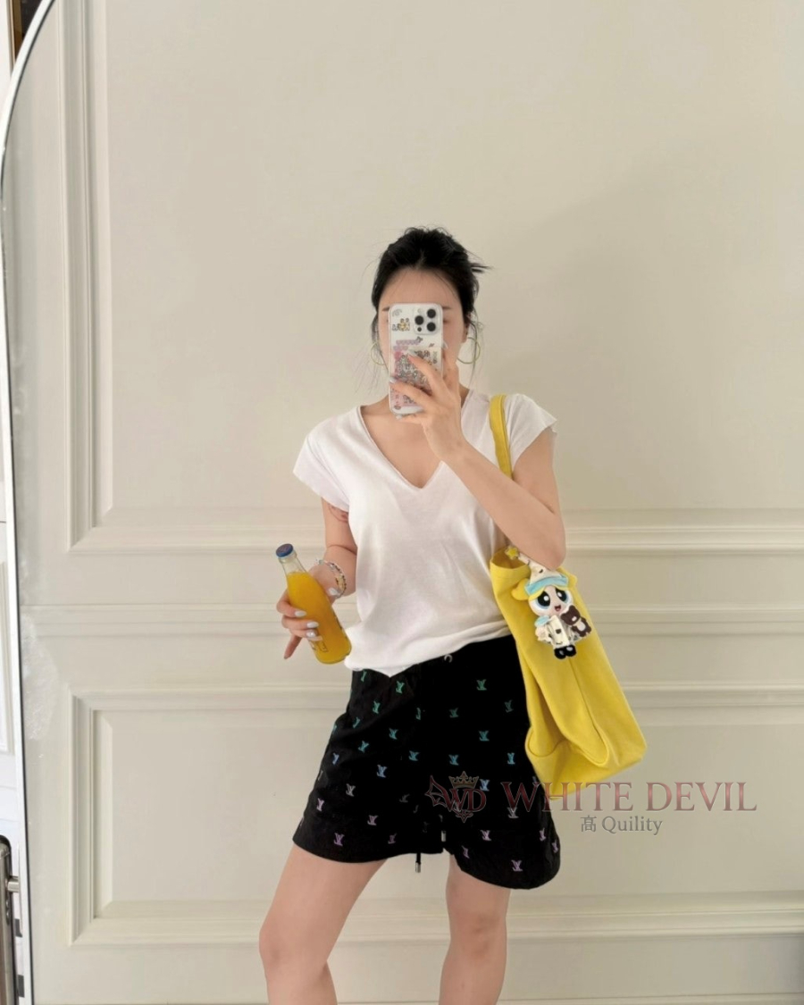 하얀악마 레플리카 루이 반바지 (2).jpg