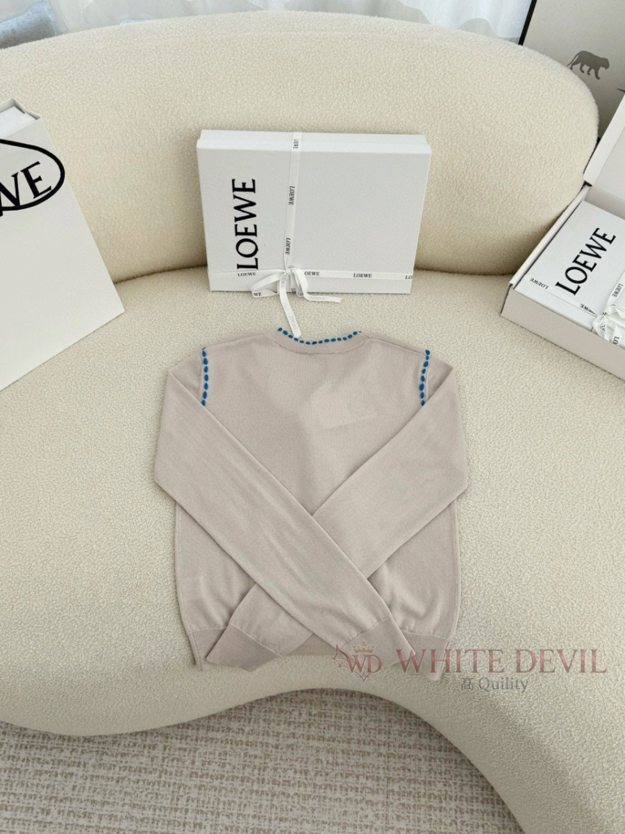 하얀악마 레플리카 로에베 니트 (13).jpg