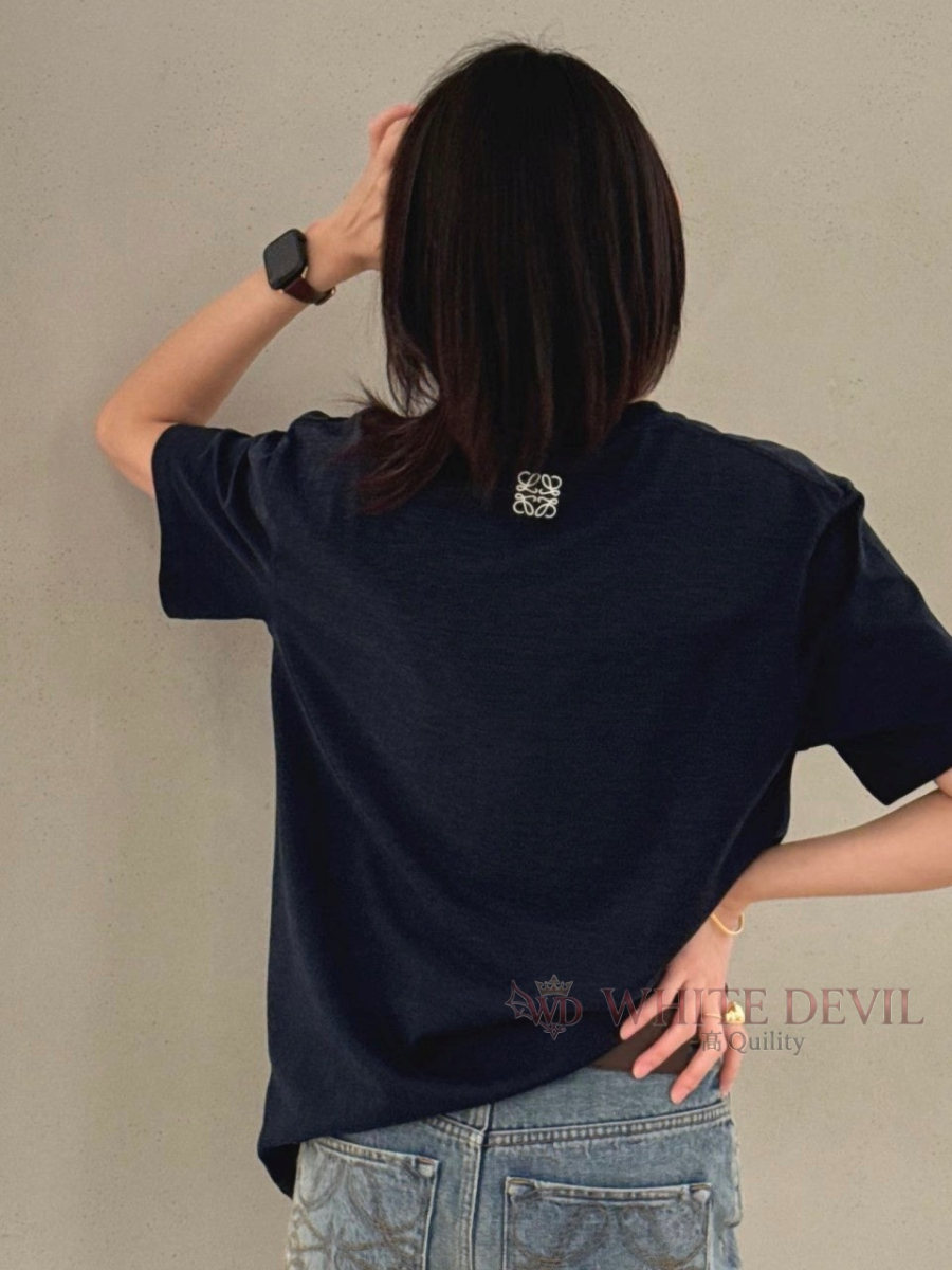 하얀악마 레플리카 로에베 반팔 (2).jpg