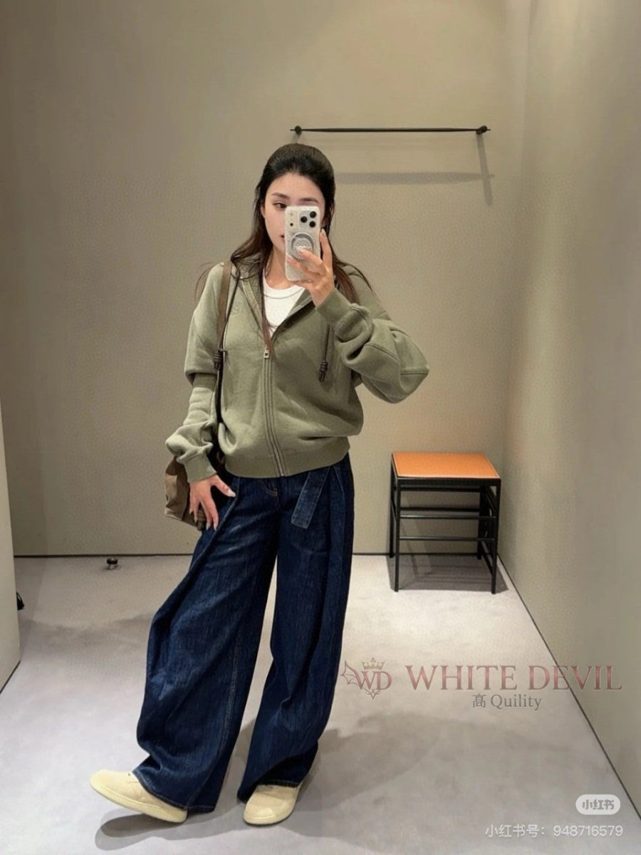 하얀악마 레플리카 로에베 후드집업 (1).jpg