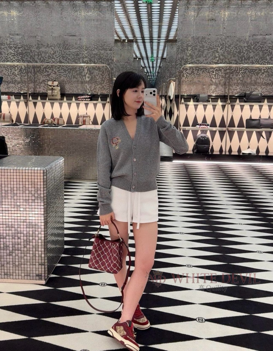 하얀악마 레플리카 구찌 가디거 (1).jpg