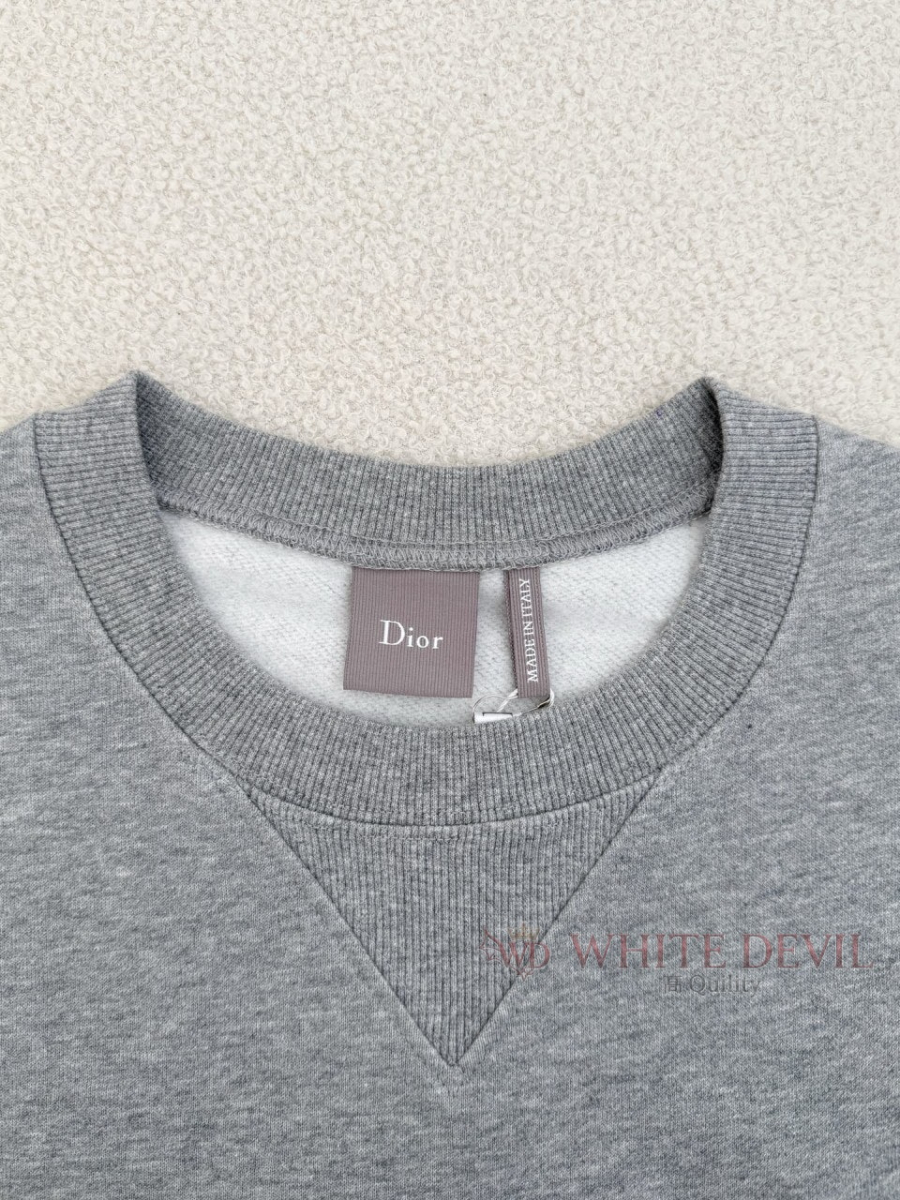 하얀악마 레플리카 디올 맨투맨 (15).jpg