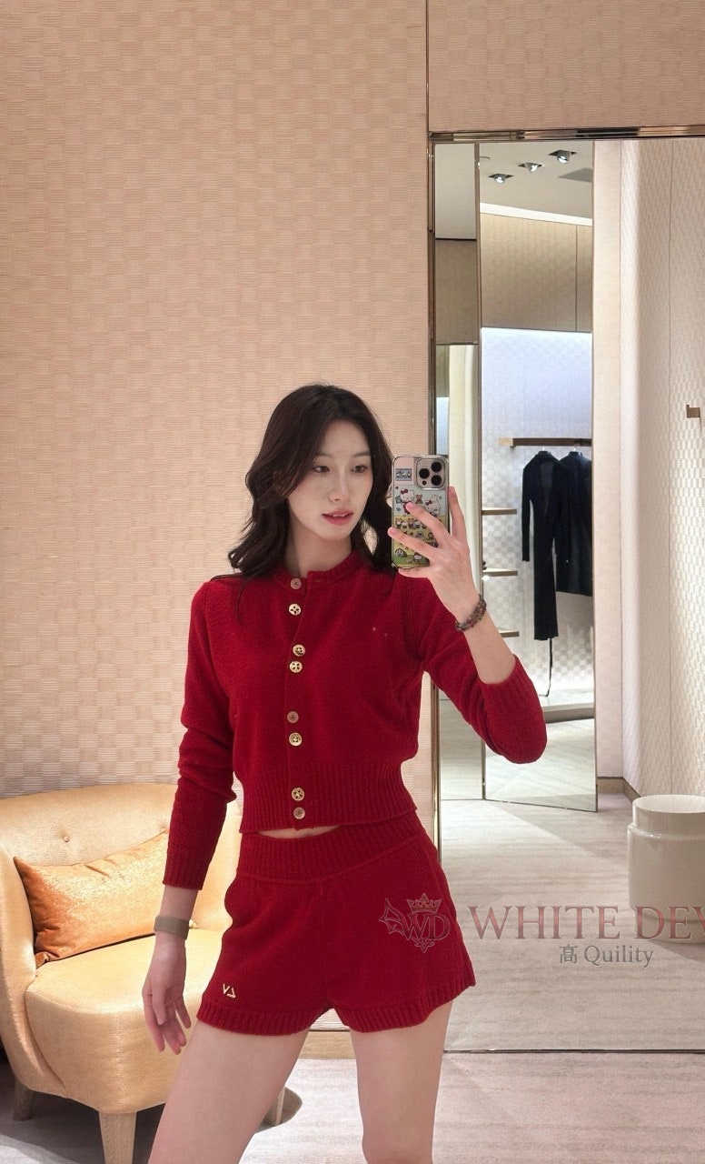 하얀악마 레플리카 루이 가디건 (2).jpg