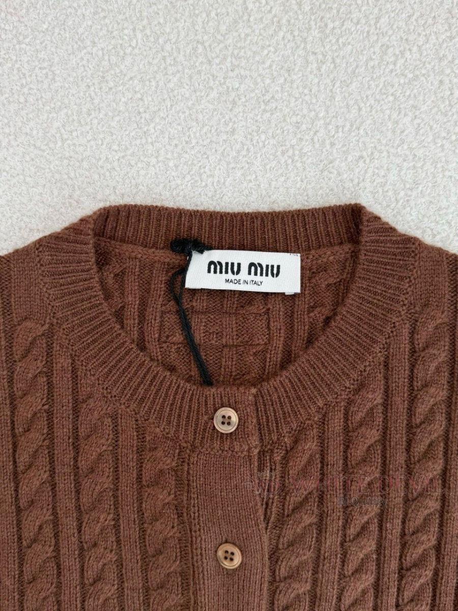 하얀악마 레플리카 미우 가디건 (15).jpg