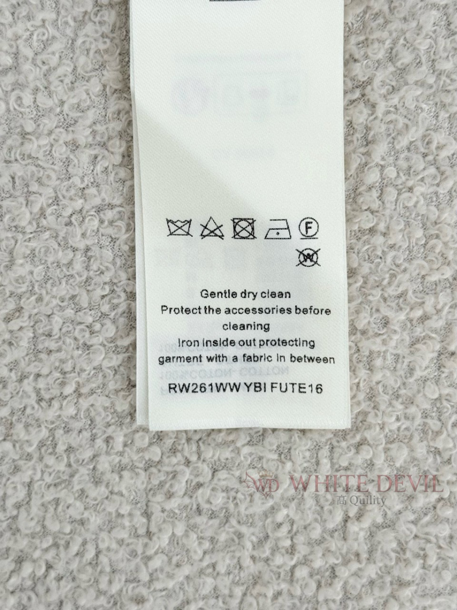 하얀악마 레플리카 루이 반팔 (19).jpg