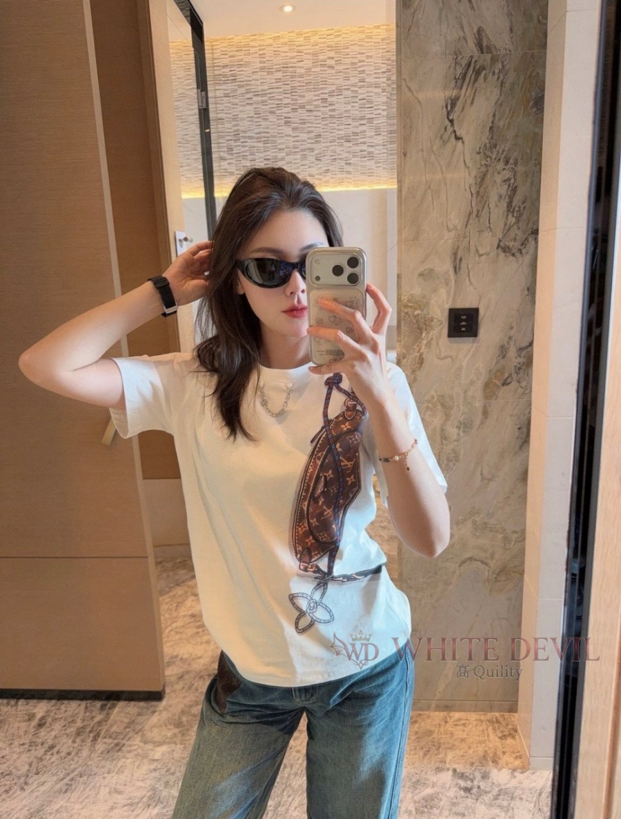 하얀악마 레플리카 루이 반팔 (2).jpg