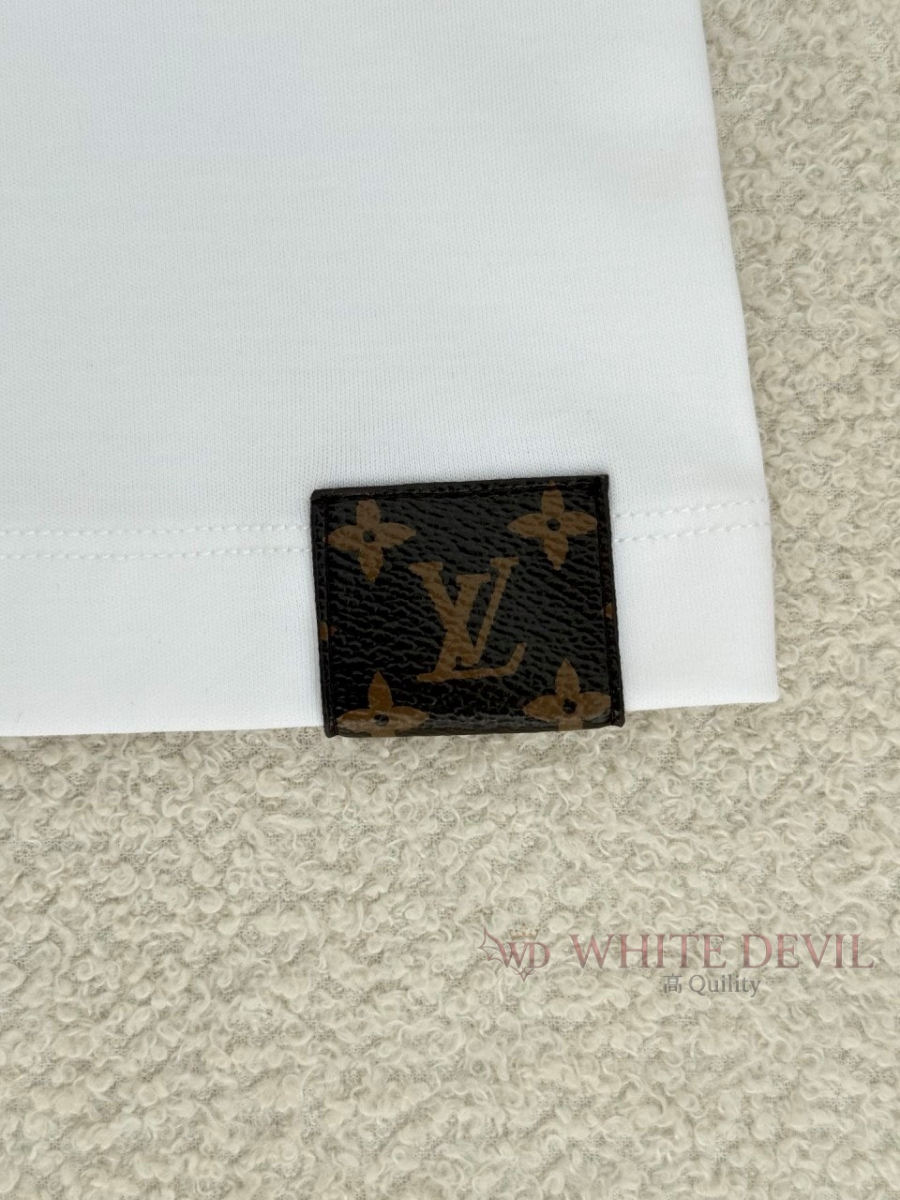 하얀악마 레플리카 루이 반팔 (17).jpg