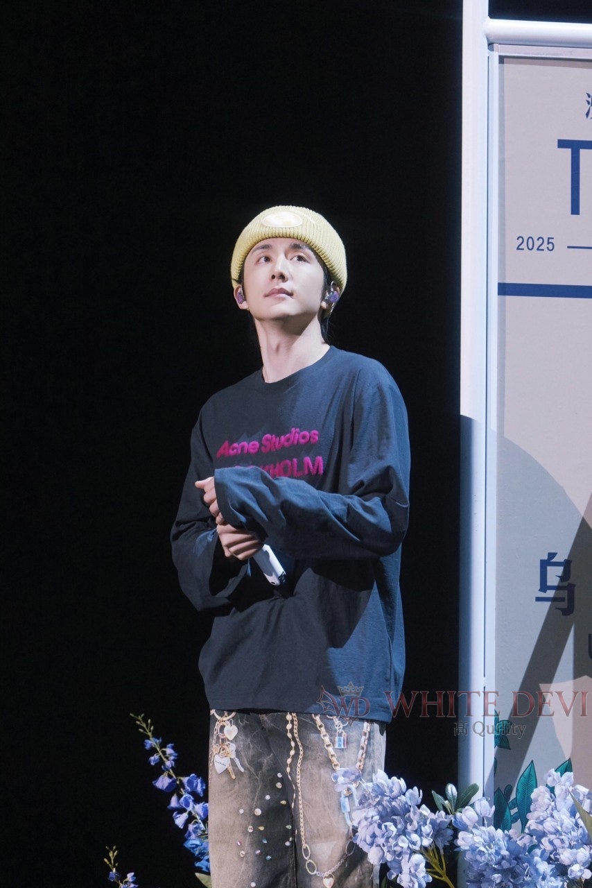 하얀악마 레플리카 아크네 티셔츠 (2).jpg