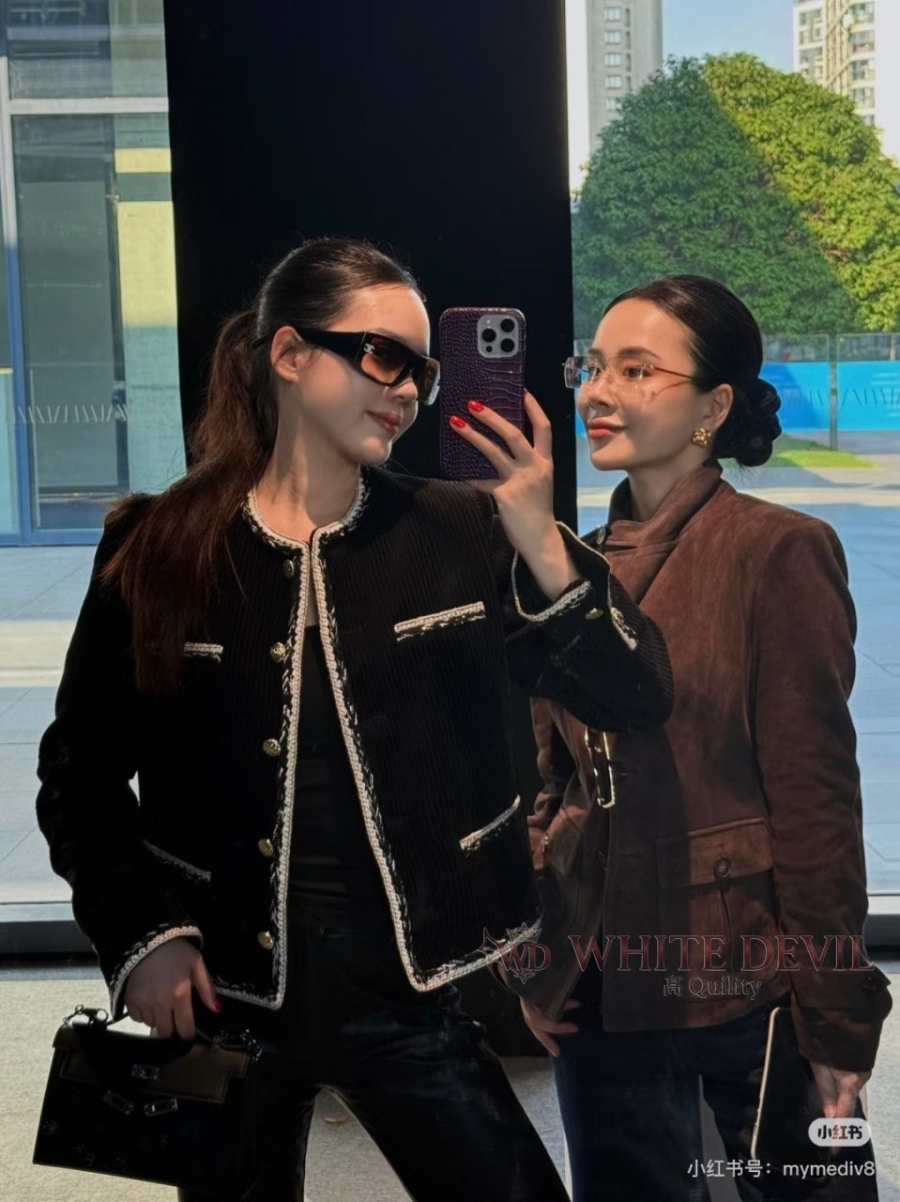 하얀악마 레플리카 샤넬 자켓 (2).jpg