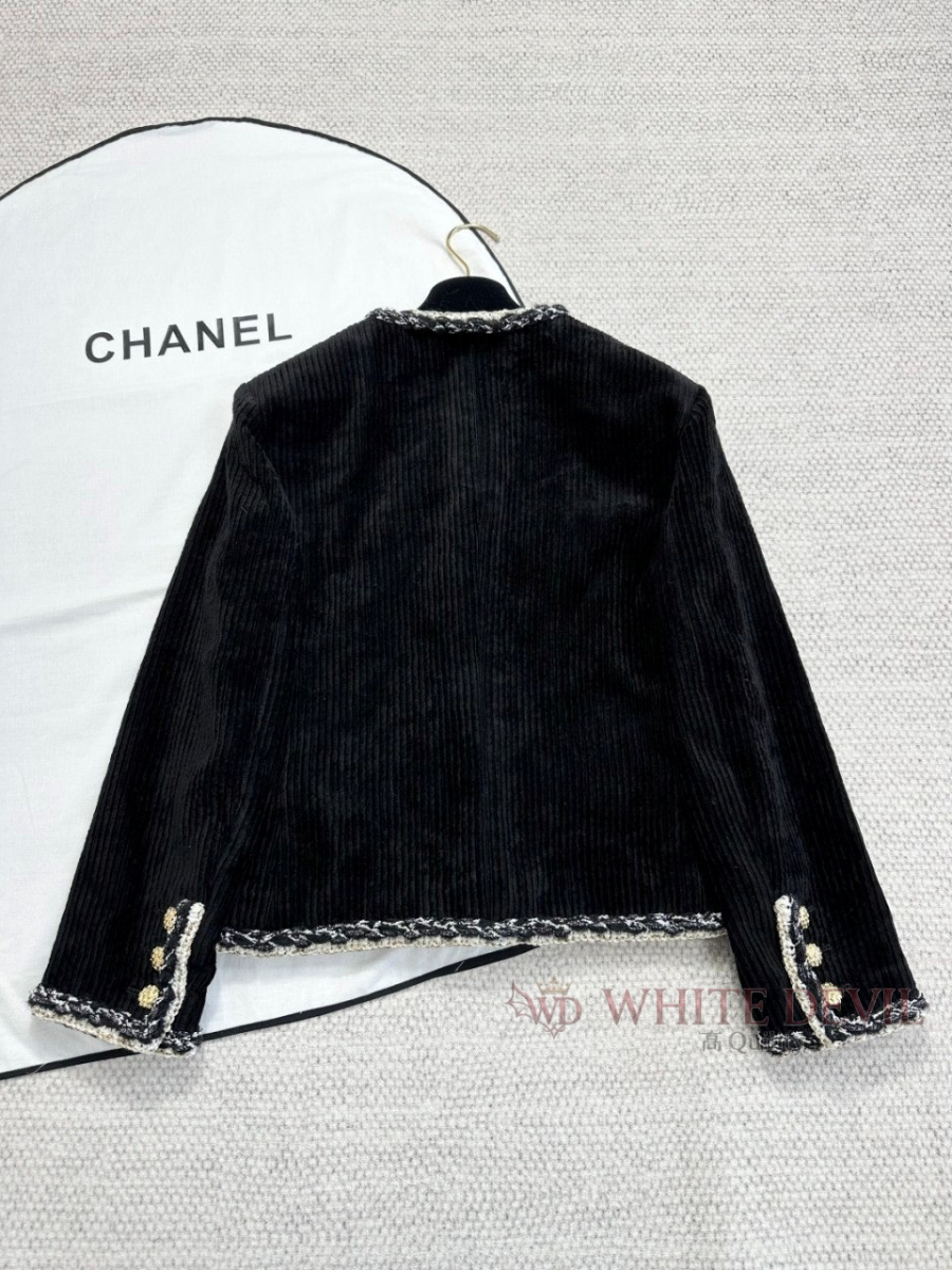 하얀악마 레플리카 샤넬 자켓 (5).jpg