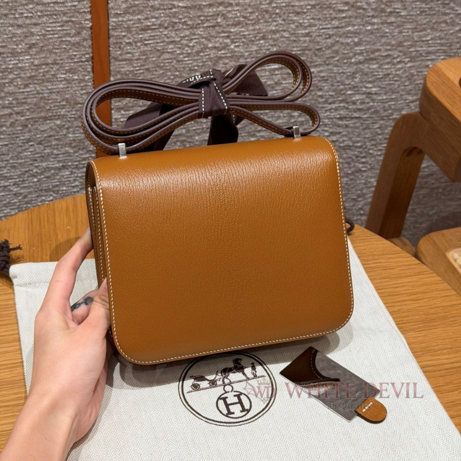 하얀악마 이미테이션 에르 콘스탄스 (2).jpg