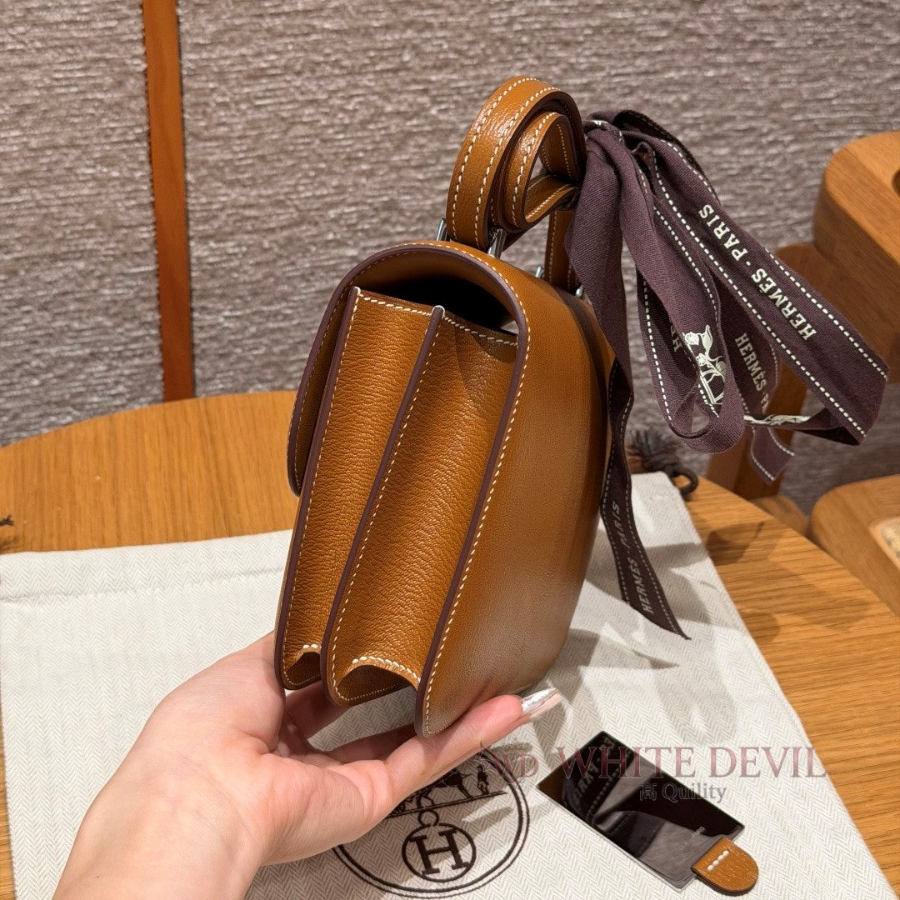 하얀악마 이미테이션 에르 콘스탄스 (4).jpg