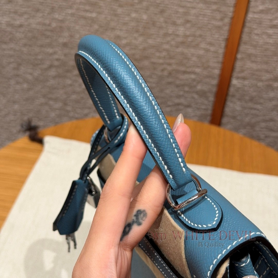 하얀악마 이미테이션 에르 켈리 (14).jpg