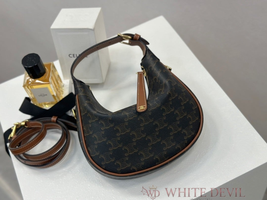 하얀악마 이미테이션 셀린느 룰루 (11).jpg