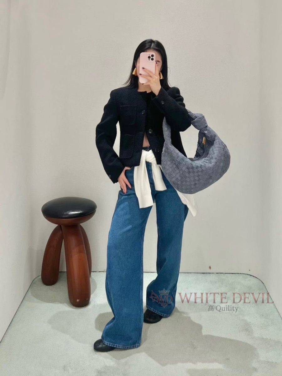 하얀악마 이미테이션 보테가 조디백 (1).jpg