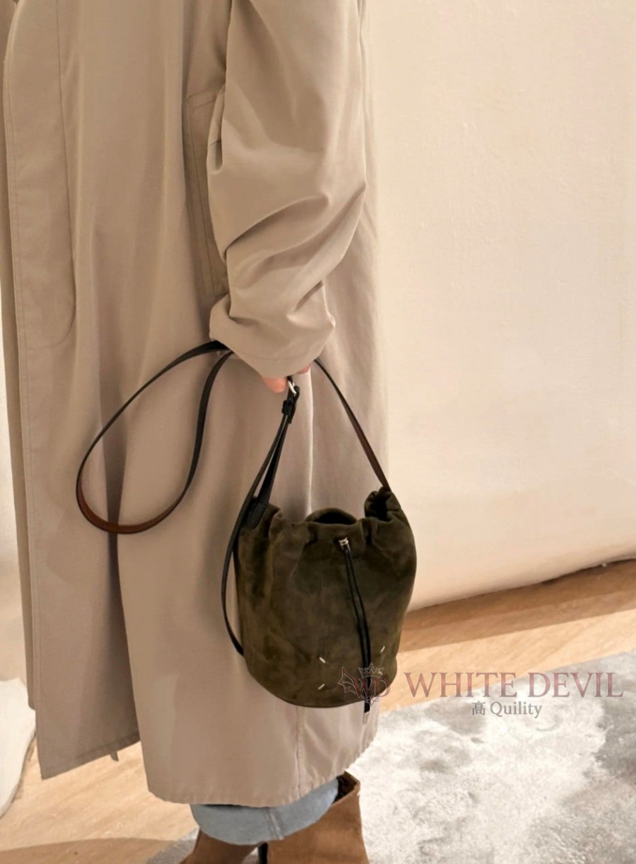 하얀악마 이미테이션 메종 버킷백 (2).jpg